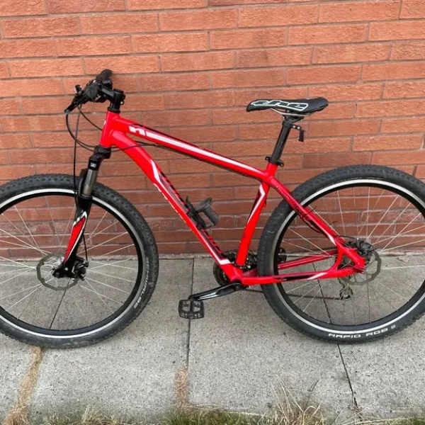 Specialised Hardrock 29 inch mountain bike