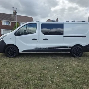 2015 VAUXHALL VIVARO LWB VERY CLEAN NO VAT HPI CLEAR READY FOR WORK £4999 - Image 3