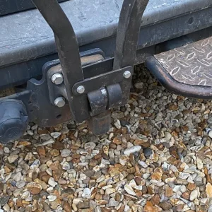Cycle carrier-tow bar fitting. - Image 3