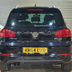 2014 Volkswagen Tiguan 2.0 TDI BlueMotion Tech R-Line 4WD Euro 5 (s/s) 5dr (Nav) ESTATE Diesel Ma... - Image 6
