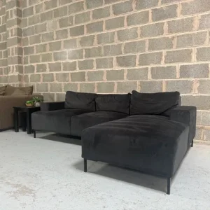 Scs Black Velvet Chaise Sofa RRP £999 - Image 5