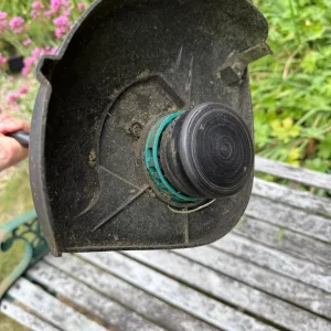 Bosch hand grass strimmer - Image 3