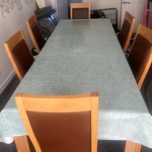 Large table and 6 chairs