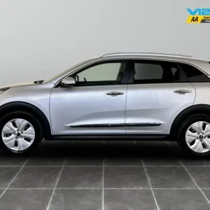 2021 Kia Niro 4+ Electric Estate - Image 7
