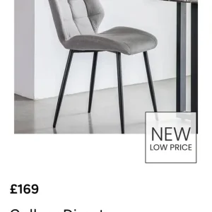 Concrete grey and black dining table with 6 grey chairs - Image 2