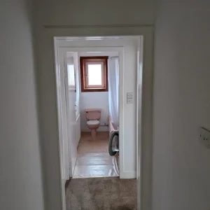 1 Bedroom Flat - Image 3