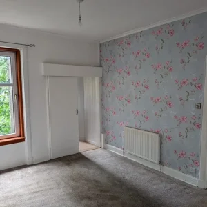 1 Bedroom Flat - Image 4