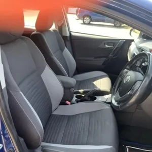2017 Toyota Auris 1.8 VVT-h Estate Hybrid - Image 6