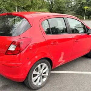 2014 Vauxhall Corsa 1.2L manual hatchback - Image 6