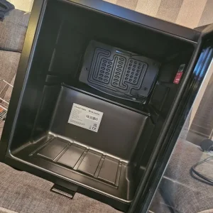 Russell Hobbs Lockable Mini Fridge – Wine Cooler Edition - Image 2