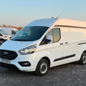 2021 Ford Transit Custom 2.0 EcoBlue Trend Panel Van - Image 3
