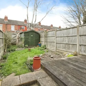 2-bedroom home in Ashtead, Mole Valley