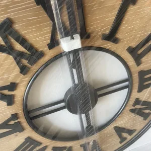 Roman numeral clock - Image 3