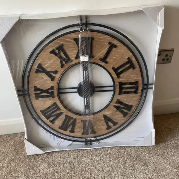 Roman numeral clock