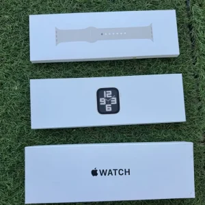 Apple Watch 40MM SE 2nd Gen Starlight