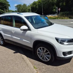 2012 Volkswagen Tiguan SPORT TDI 4MOTION Estate Diesel Manual - Image 5