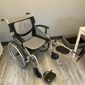 CareCo Airrex wheelchair left leg elevated rest - Image 2