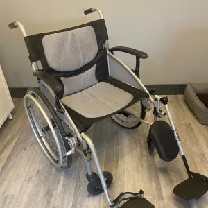 CareCo Airrex wheelchair left leg elevated rest - Image 3
