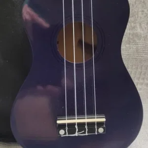 Mad about purple ukulele with soft case - Image 2