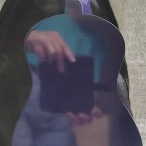 Mad about purple ukulele with soft case - Image 4