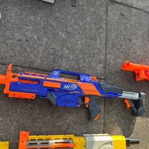 Nerf Guns, large collection of 12 with pellets and other accessories - Image 8