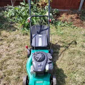 Qualcast 41cm Hand Push Petrol Lawnmower - Image 2
