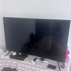 Smart tv 50inch samsung
