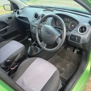 Ford Fiesta Hatchback 2006 Manual 1.4L 5-door - Image 6