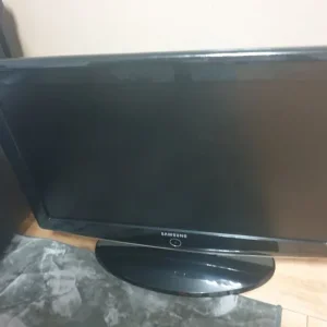 Samsung 32 inch TV