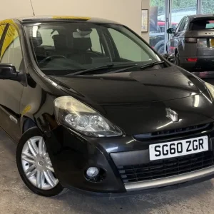 2010 Renault Clio 1.6 VVT Auto Hatchback with TomTom and Euro 4 - Image 2