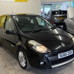 2010 Renault Clio 1.6 VVT Auto Hatchback with TomTom and Euro 4 - Image 7