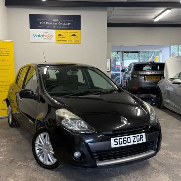 2010 Renault Clio 1.6 VVT Auto Hatchback with TomTom and Euro 4