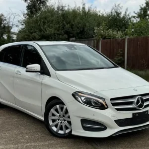 2016 Mercedes-Benz B-Class 1.6L Petrol Auto White - Image 3