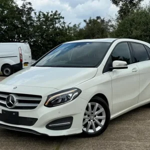 2016 Mercedes-Benz B-Class 1.6L Petrol Auto White - Image 4