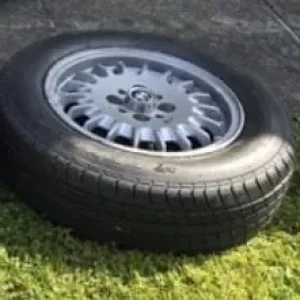 E30 BMW wheels
