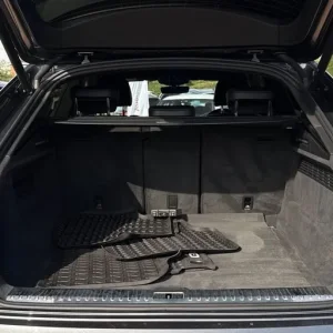 2022 Audi Q8 Black Edition 55 TFSI quattro 340 PS tiptronic hatchback - Image 6