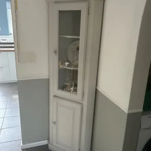 Solid pine corner unit