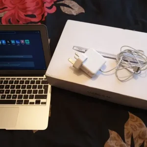 11-inch MacBook Air 2015 with Charger – Monterey, 1.6GHz i5, 4GB RAM, 128GB SSD - Image 3