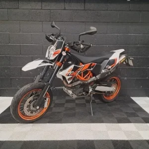 2014 KTM 690 SMC R White with Heated Grips - Image 7