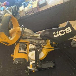 JCB sliding meter saw - Image 4