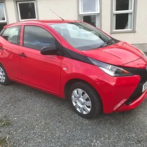 2015 Toyota Aygo 1.0 manual hatchback - Image 3