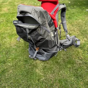 MacPac Possum - Baby/Toddler Carrier - Image 3