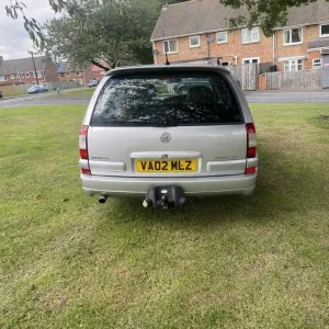 Vauxhall Omega Estate 2002 manual 2.2L 5-door - Image 3