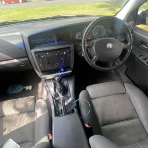Vauxhall Omega Estate 2002 manual 2.2L 5-door - Image 8