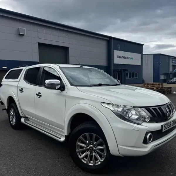 2019 Mitsubishi L200 2.4 Di-d Dc Barbarian Double Cab Diesel Manual