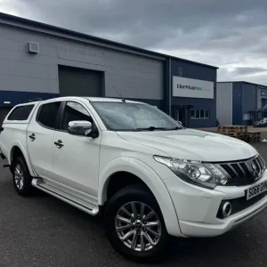 2019 Mitsubishi L200 2.4 Di-d Dc Barbarian Double Cab Diesel Manual
