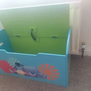 Toy box - Image 2