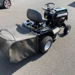 MTD gold ride on mower - Image 2