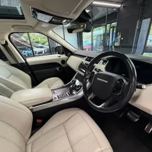 2018 Land Rover Range Rover Sport 3.0 SD V6 HSE SUV - Image 5
