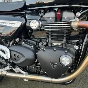 2024 Triumph Speed Twin 1200cc with just 252 miles - Image 6